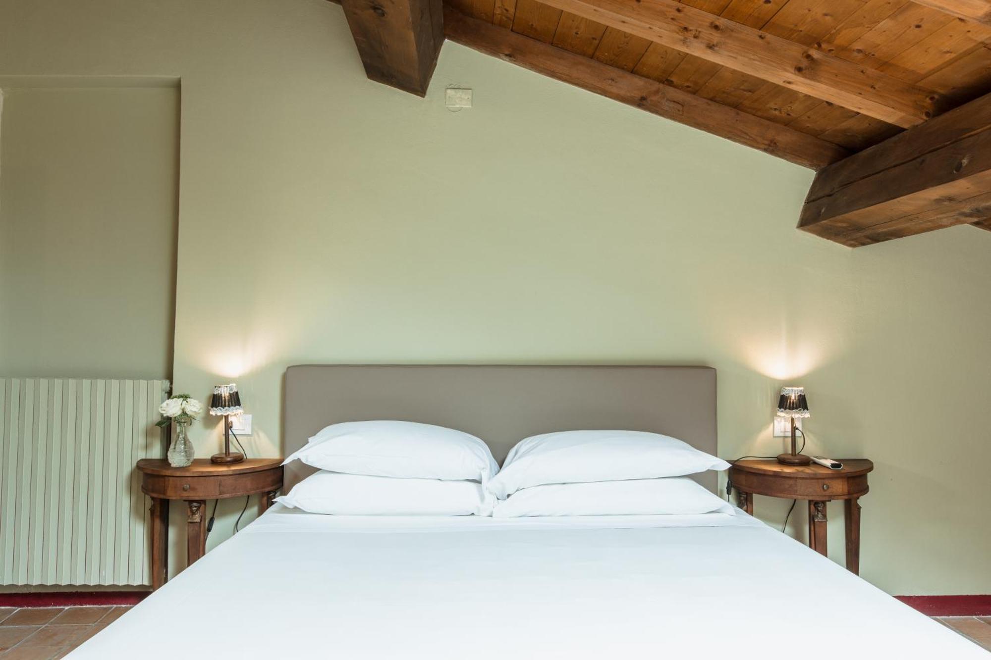 Osteria Luxury Apartments 페스키에라델가르다 외부 사진