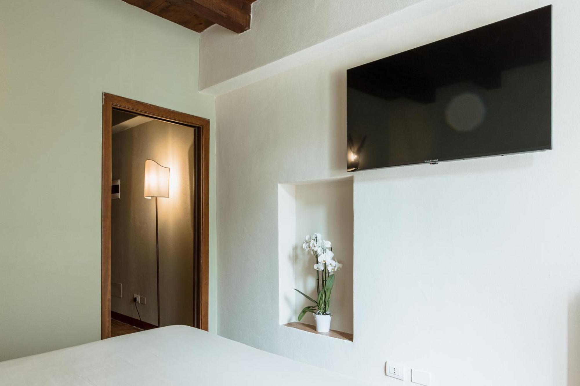 Osteria Luxury Apartments 페스키에라델가르다 외부 사진