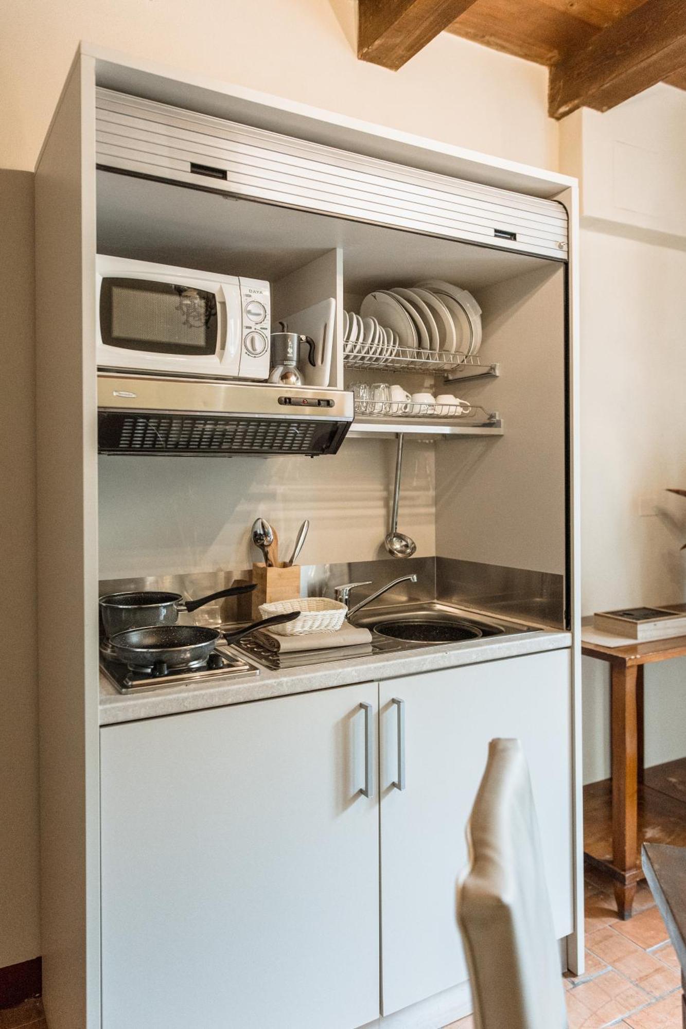 Osteria Luxury Apartments 페스키에라델가르다 외부 사진